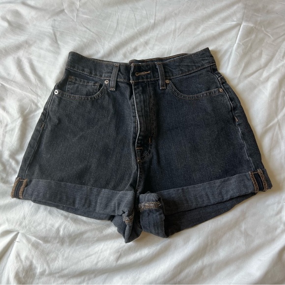 BDG Pants - BDG High Rise Mom Jean Shorts Size 27